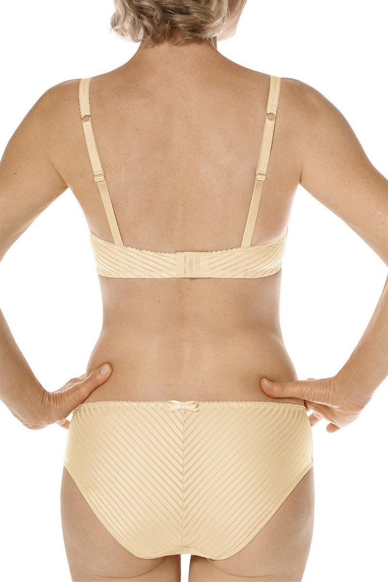 Amoena Mastectomy Karolina Non Wired Pocketed Bra
