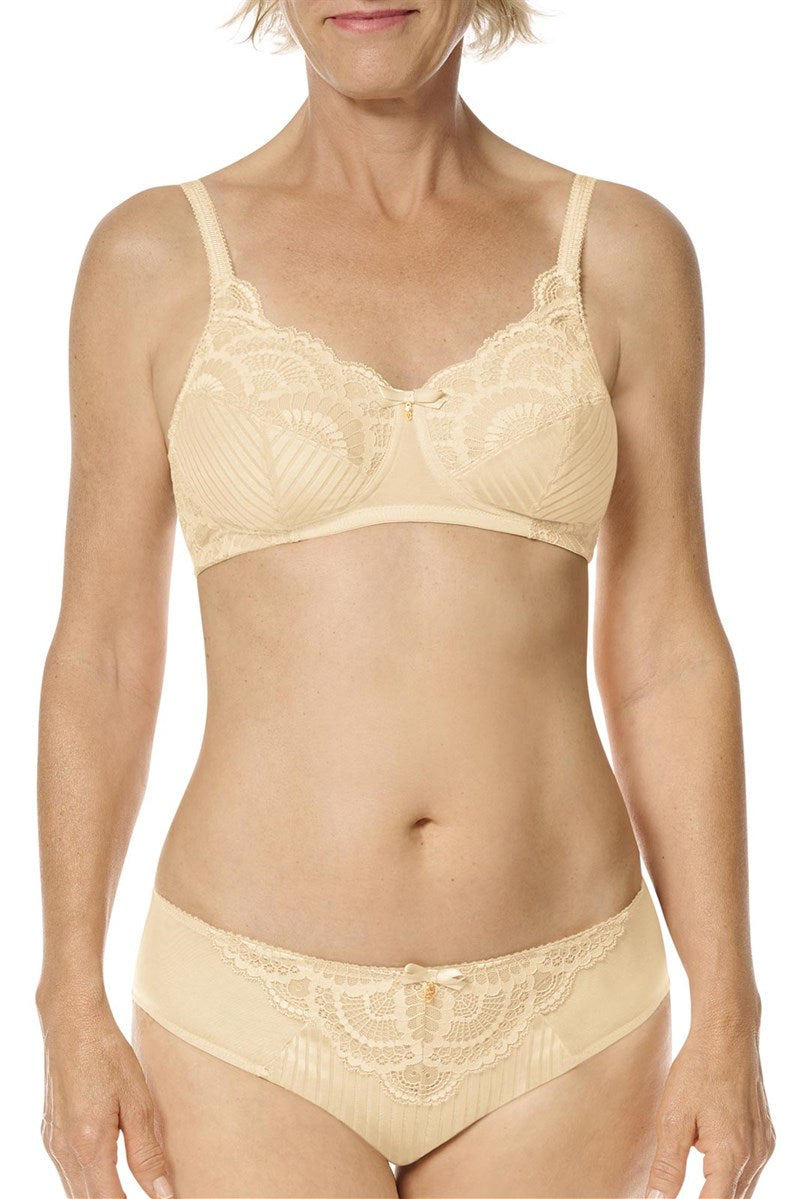 Amoena Mastectomy Karolina Non Wired Pocketed Bra