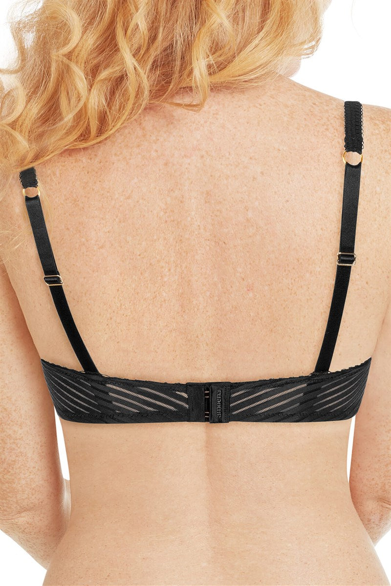 Amoena Mastectomy Karolina Underwired Pocketed Bra