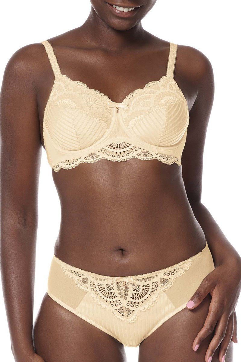 Amoena Mastectomy Karolina Underwired Pocketed Bra